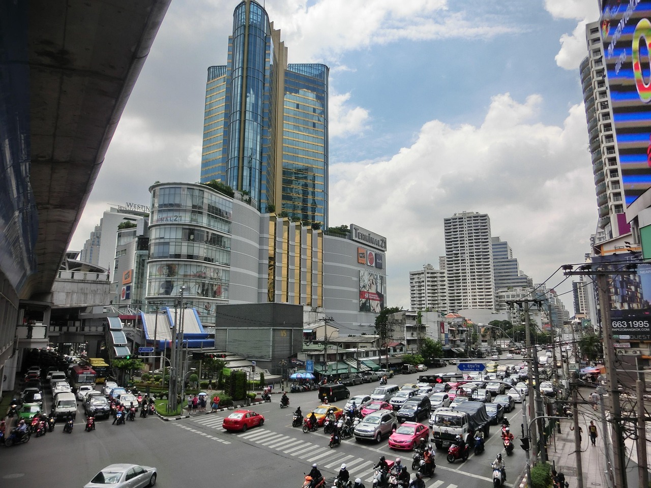 泰国欣华投资房产，深度解析其优势与前景