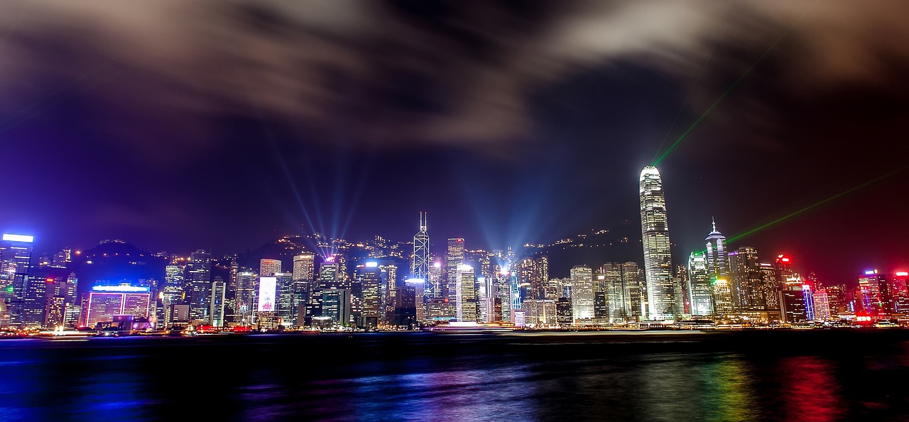 海外投资房产，机遇与挑战并存